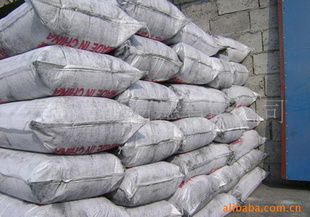 冶金矿产行业中的金属矿石销售 市场动态、挑战与机遇